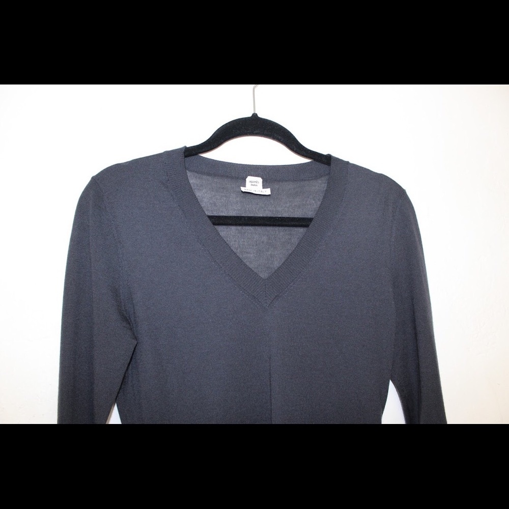 Hermès Navy Blue 100% Cashmere V-Neck Long Sleeve